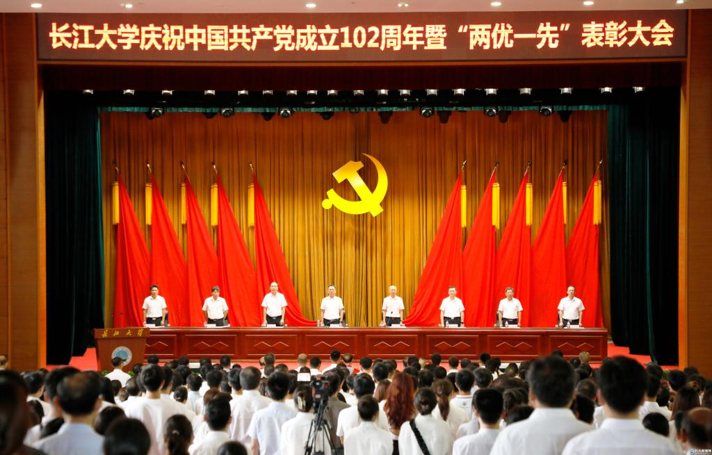 说明: //news.gcadultvideo.com/__local/5/FB/3C/7A69164ADD44C0011D8724ADEB5_E915FAE3_19820.jpg